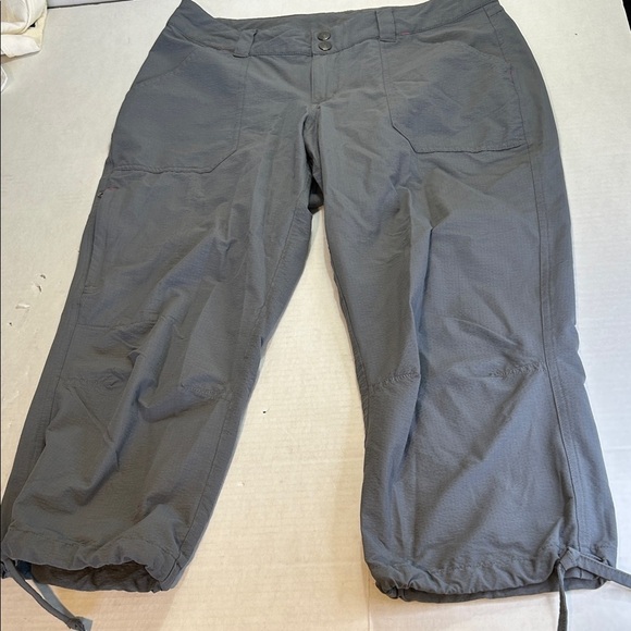 Patagonia Pants - PATAGONIA CROPPED OUTDOOR GRAY LIGHTWEIGHT STYLE PANTS SZ 8
